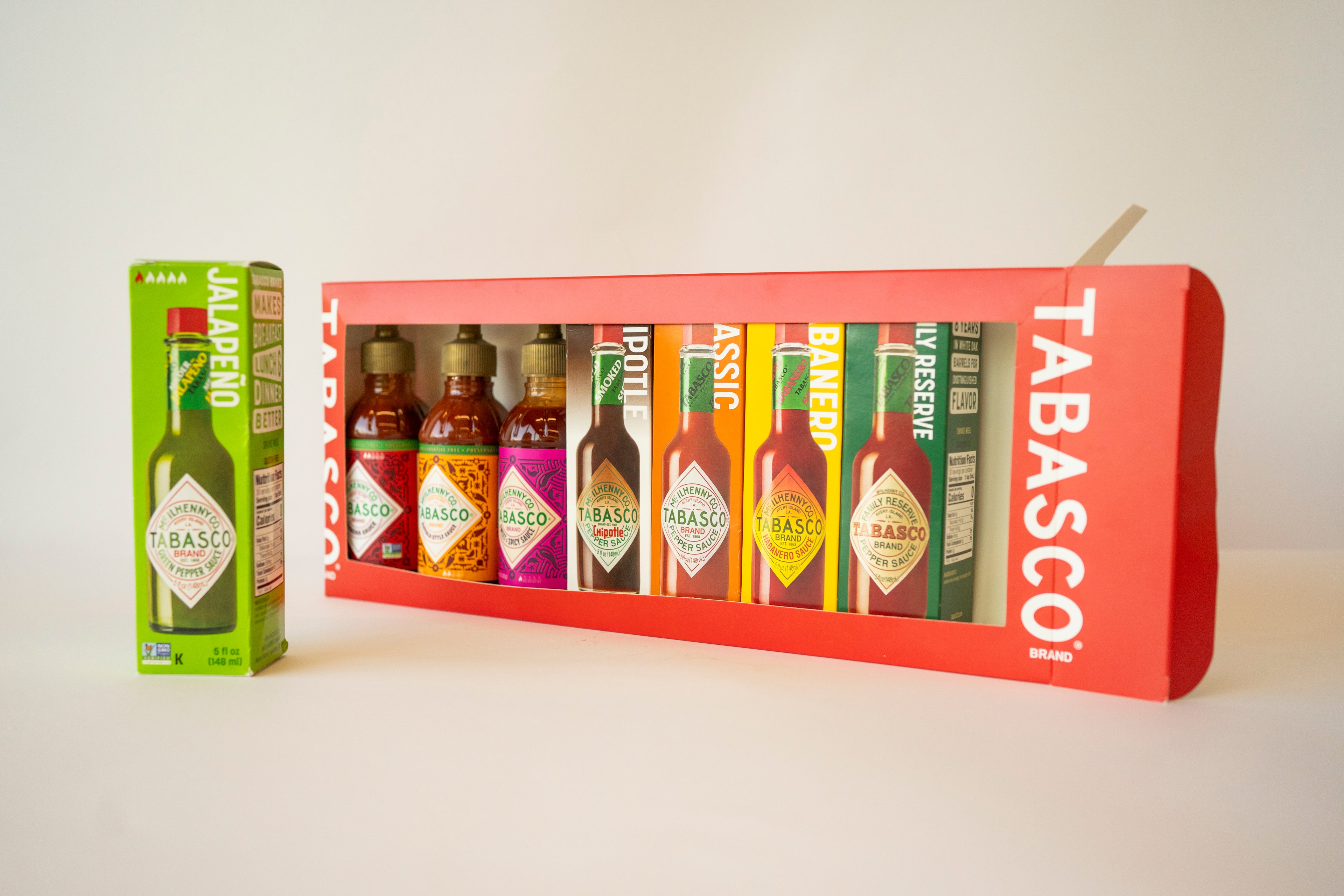 TABASCO® Giftset 8 ( 5 x 148ml + 3 x 256ml )
